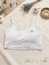 Built with a supportive wide underband and comfortable straps for a smooth, natural fit.