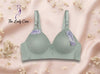 Experience ultimate comfort and seamless
elegance all day long.
Fabric: Premium breathable material for all-day ease Design: Smooth finish with delicate center detailing
Fit: Supportive and comfortable M
